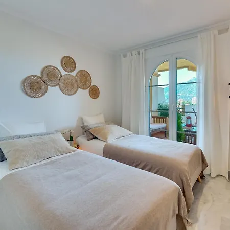 Senorio De Aloha In Puerto Banus Apartment Marbella