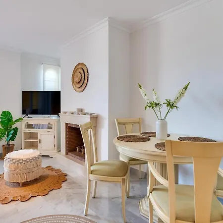 Senorio De Aloha In Puerto Banus Apartment Marbella